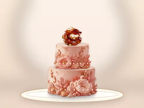 Preview the Golden Fortune · Gilded full cake
