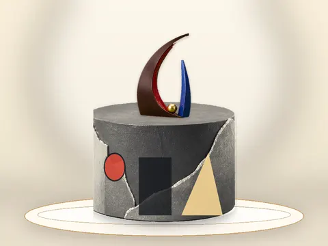 Preview the Bauhaus Balance · Orbit full cake